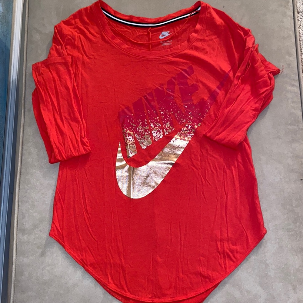 Nike Scoop neck